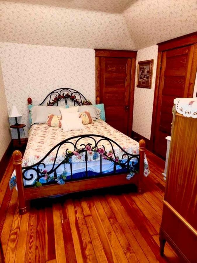 Historic 1912 Hoover House Bed And Breakfast Waynesboro Exterior foto